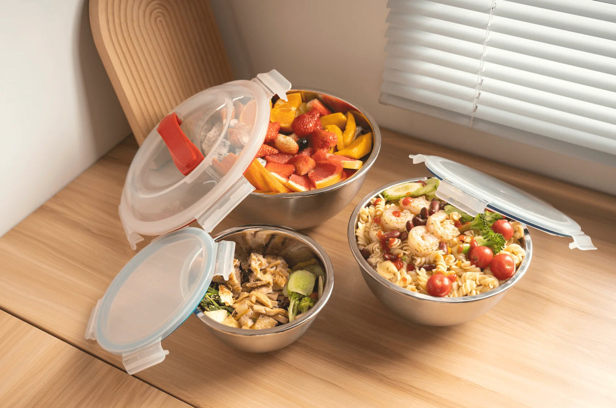 3-Piece Stainless Steel Mixing Bowl Set with Lids D12763