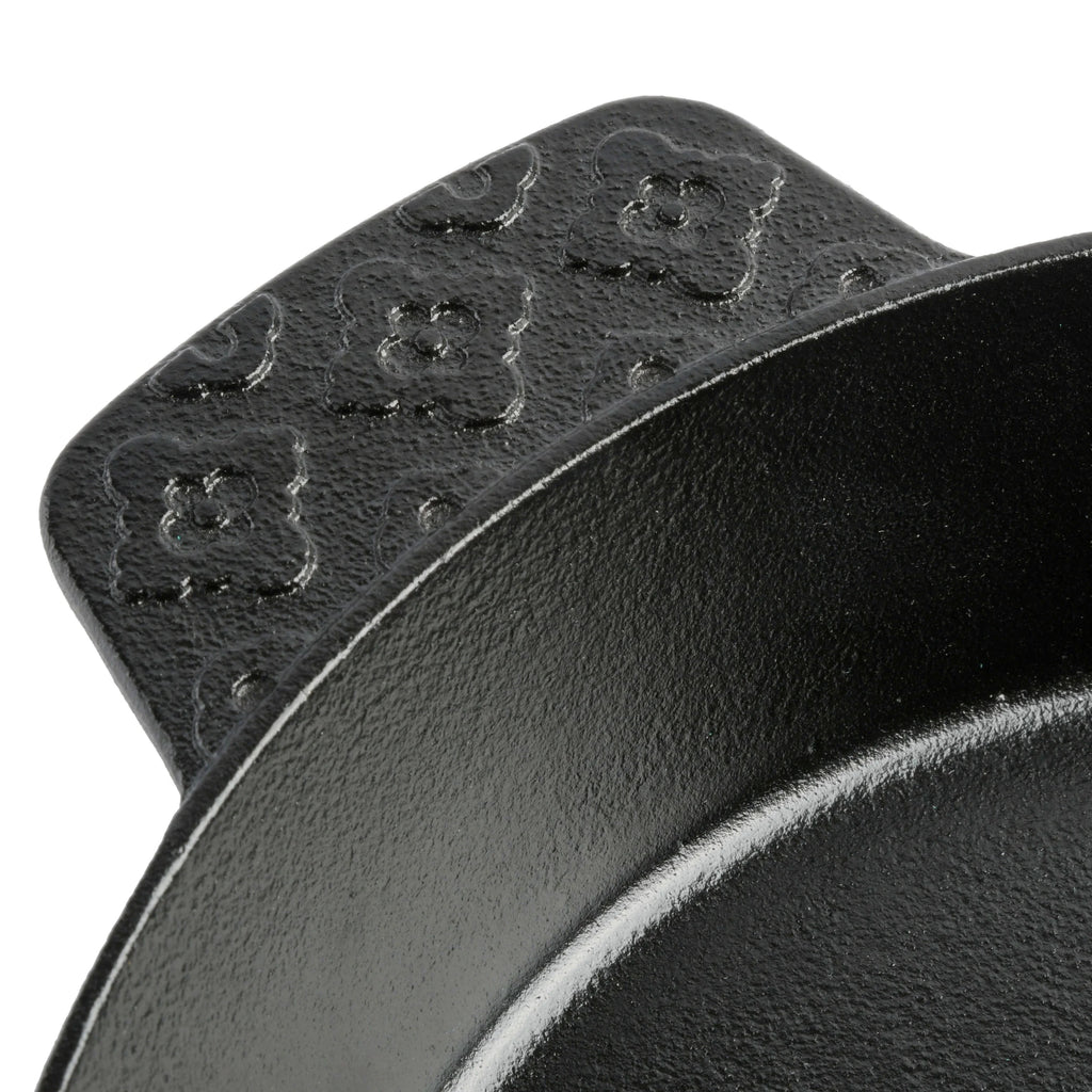 10-inch Pre-Seasoned Cast Iron Skillet T571932
