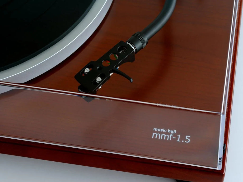 Belt Drive Manual Turntable with Built-In Preamp P73662