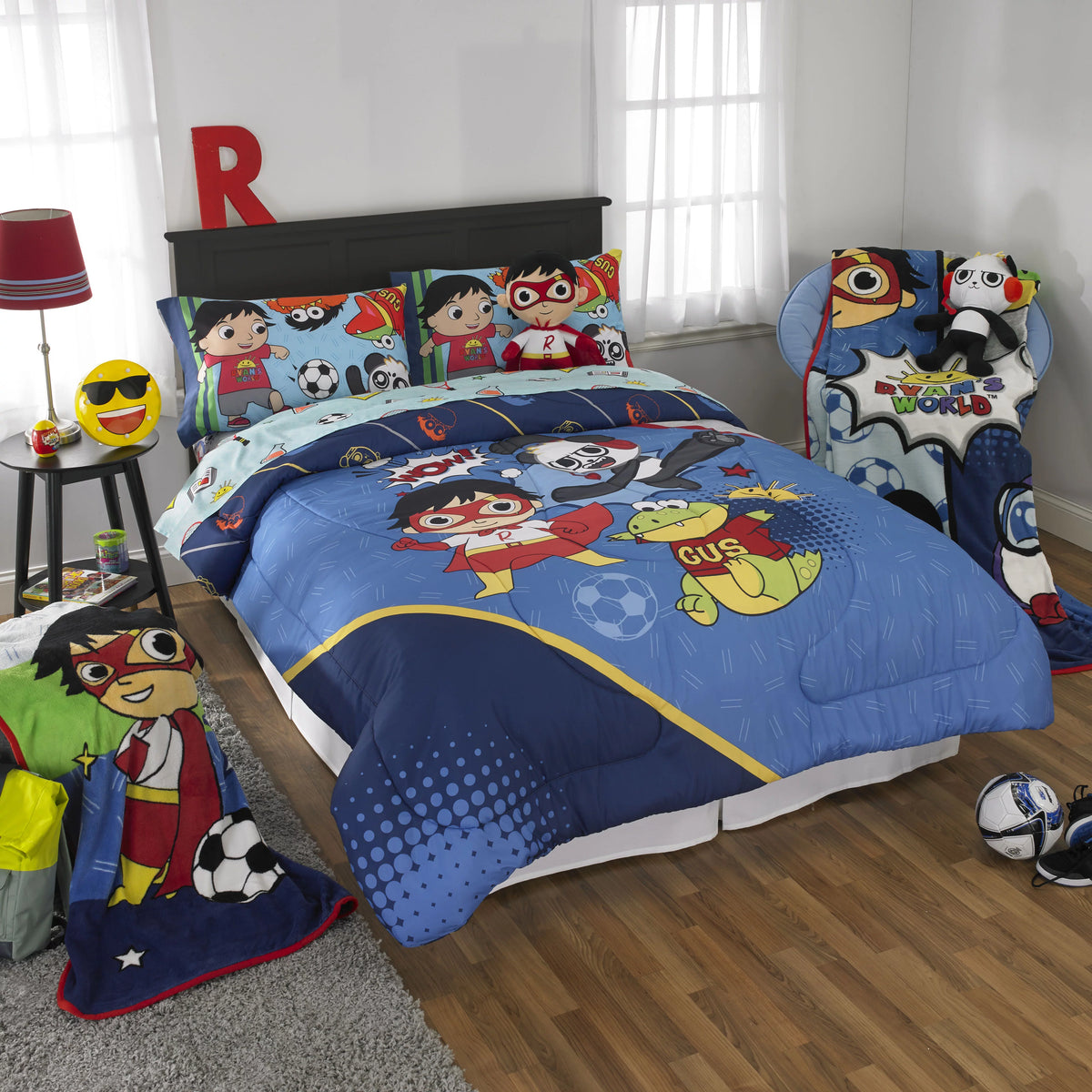 Kids Plush Decorative Pillow Y23639