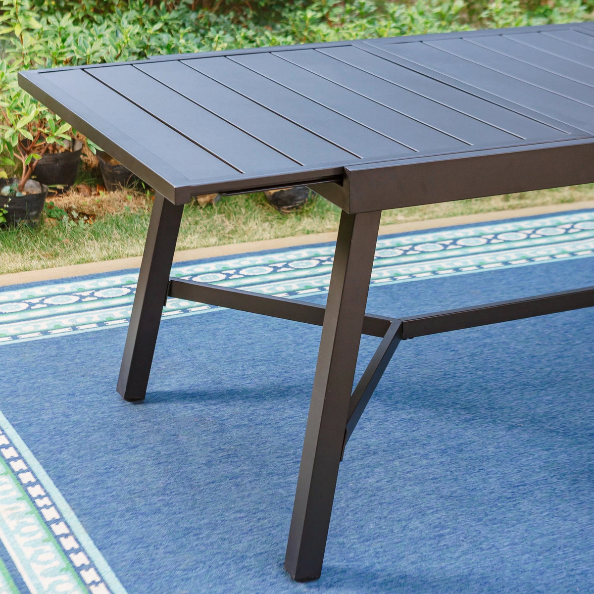 Black Expandable Metal Dining Table J966