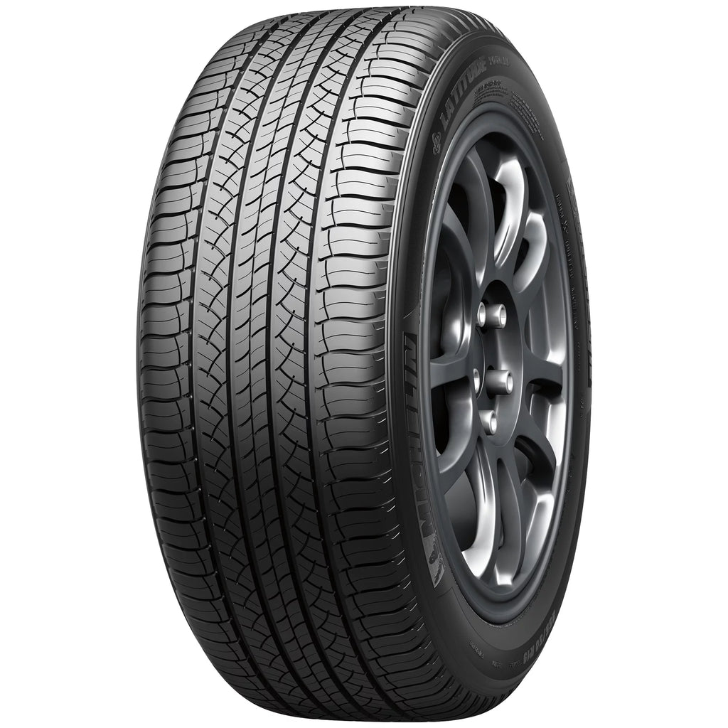All-Season 245/60R18 105V Tire B1422