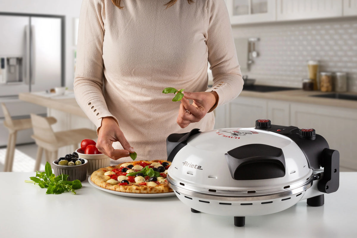 White Pizza Oven Z982