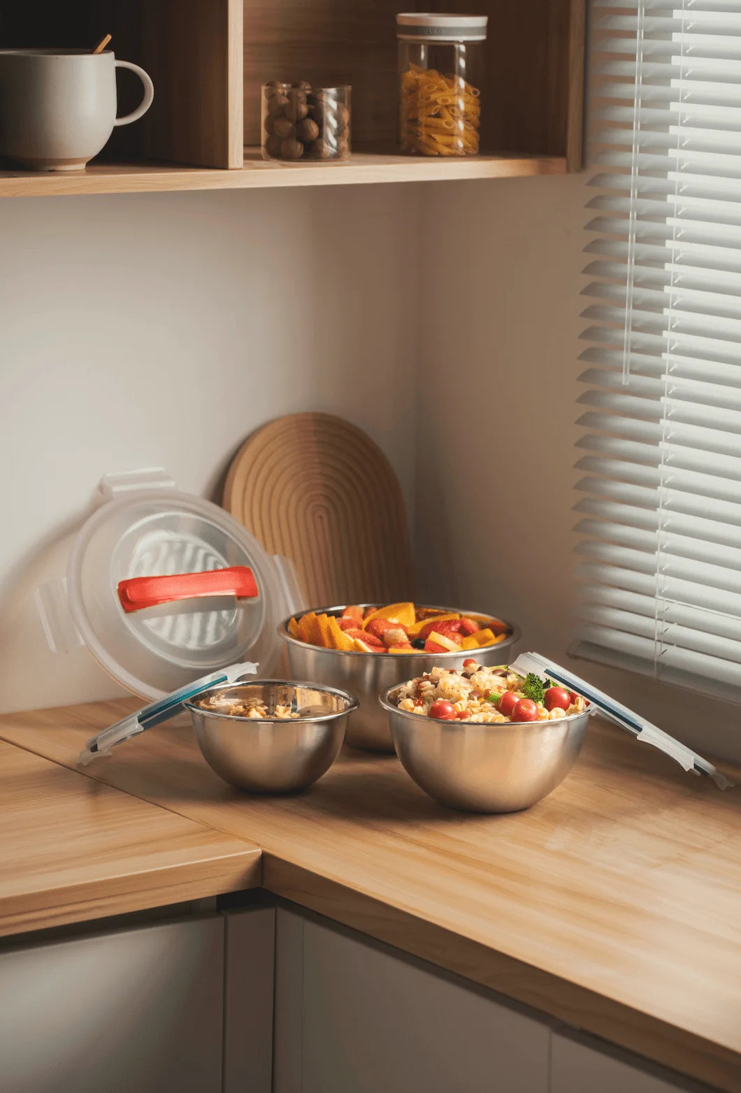 3-Piece Stainless Steel Mixing Bowl Set with Lids D12763