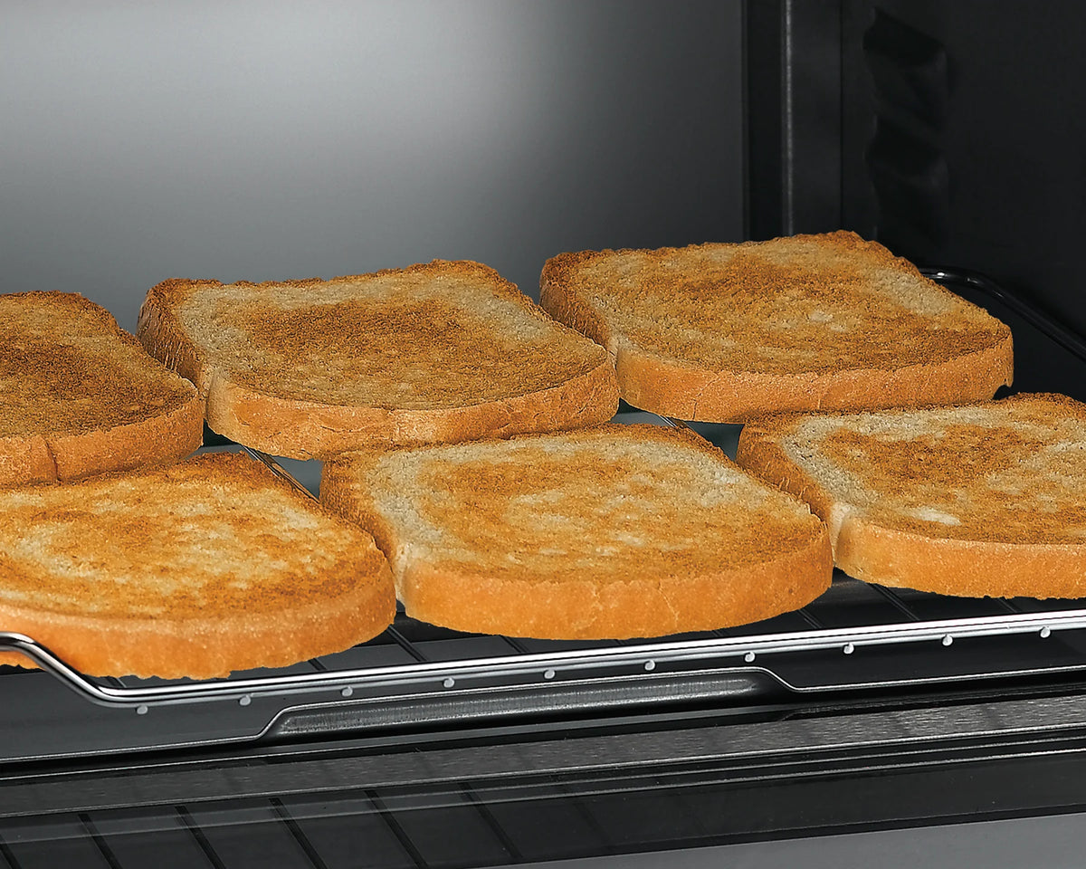 6-slice Toaster Oven J10441