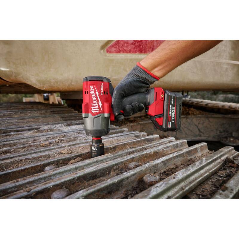 18V Lithium-Ion Brushless Cordless 1/2 in. Impact Wrench M912