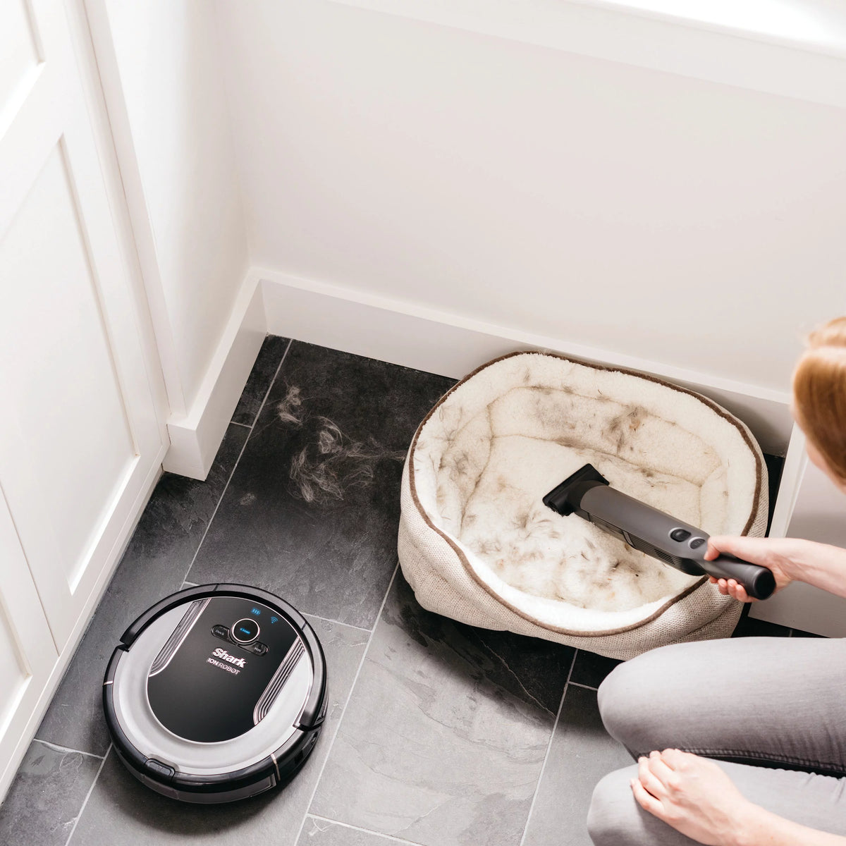 Robot Vacuum Cleaning System with Detachable Hand Vacuum H6963
