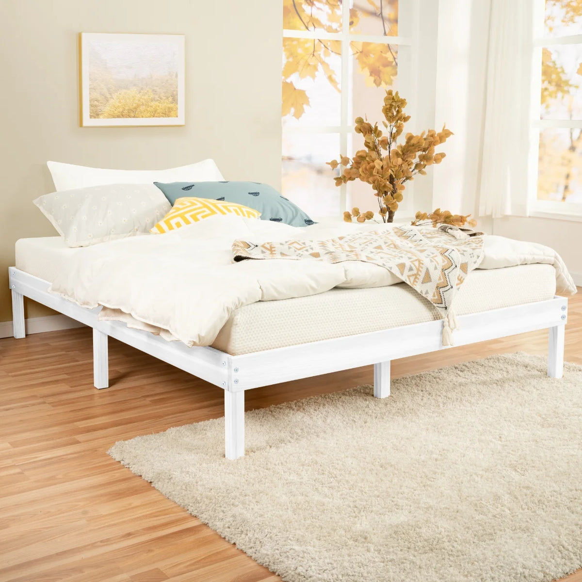 King Solid Wood Platform Bed Frame with Wooden Slats V89332