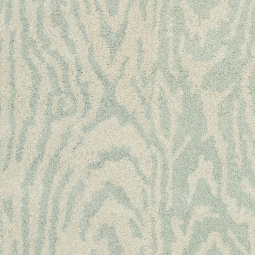 Grey Mist Wool Area Rug 4' x 6' L374
