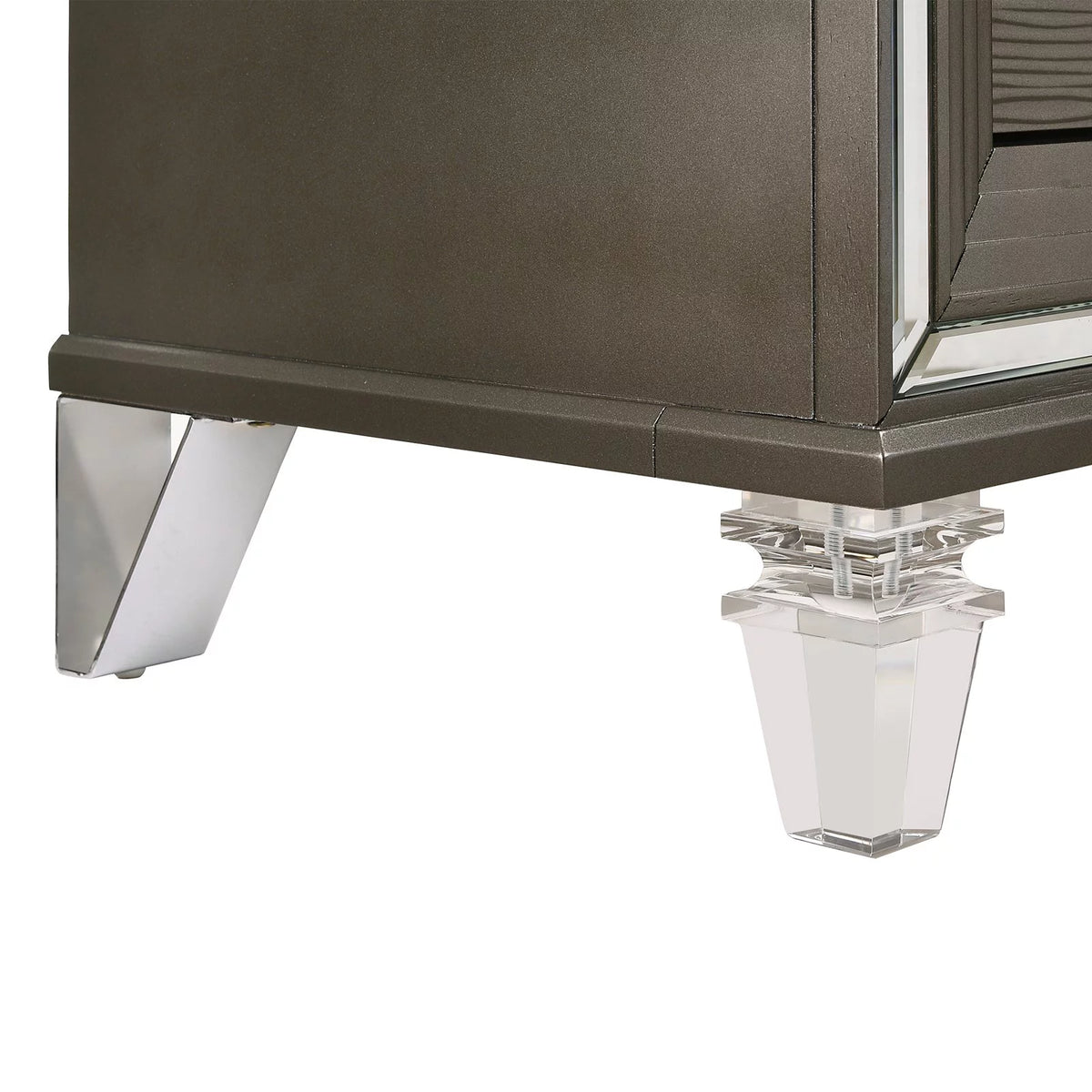 White 5-Drawer Chest O723678